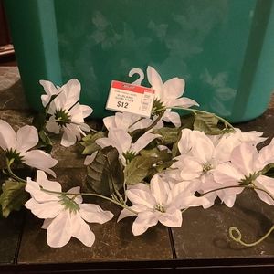 NEW 6ft White Christmas garland